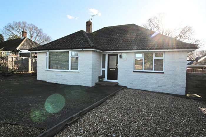 House For Sale In Forest Road, Sandown, PO36