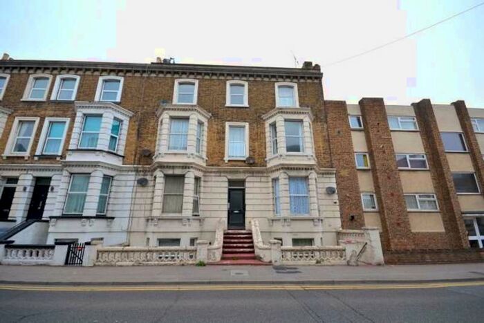 2 Bedroom Flat To Rent In Canterbury Road, Margate, CT9
