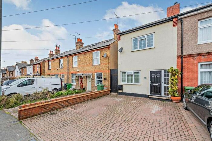 3 Bedroom Property To Rent In High Street, Northwood, HA6