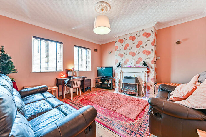 3 Bedroom End Of Terrace House For Sale In Rivulet Road, London, , Tottenham, London, N17