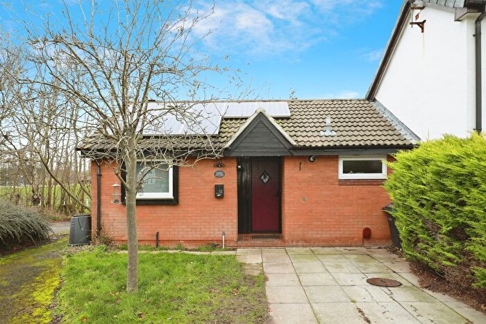 1 Bedroom Semi Detached Bungalow For Sale In Woodlea Court, Firdale Park, Northwich, CW8