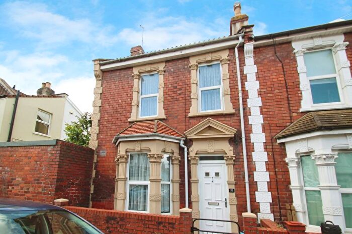 2 Bedroom Terraced House To Rent In Agate Street - Bedminster -, BS3