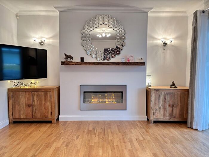 2 Bedroom Cottage To Rent In Lanark Road, Lanark, Lanarkshire, ML11