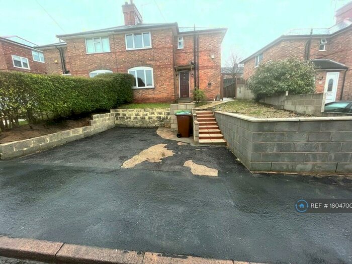 3 Bedroom Semi-Detached House To Rent In Bonnington Crescent, Nottingham, NG5