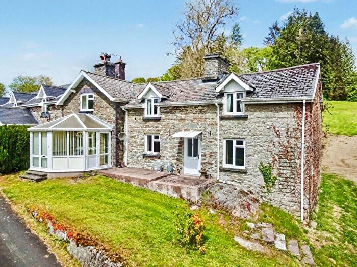 6 Bedroom Semi-Detached House For Sale In Rhayader, Powys, LD6