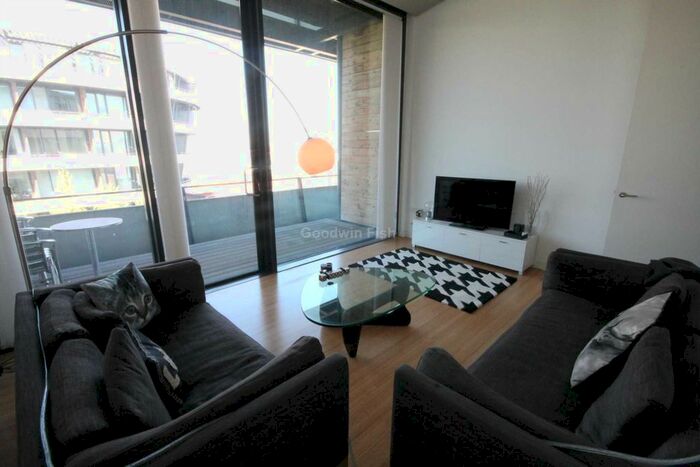 2 Bedroom Flat To Rent In Budenberg, Woodfield Road, Altrincham, WA14