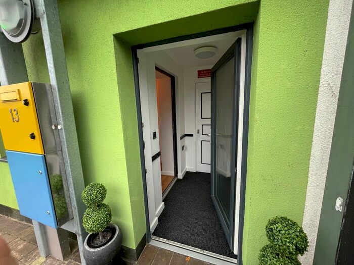 1 Bedroom Flat For Sale In Ravenscroft, Wimbish, CB10