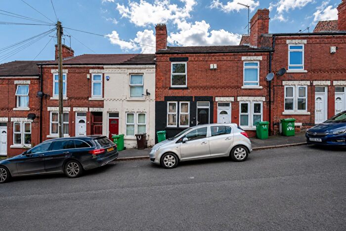 3 Bedroom Terraced House To Rent In Hogarth Street, Nottingham, NG3