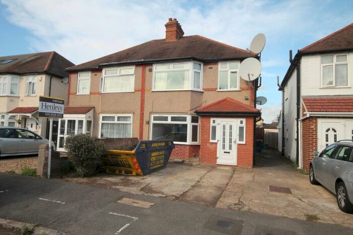 3 Bedroom Semi-Detached House To Rent In Worton Gardens, Isleworth, TW7
