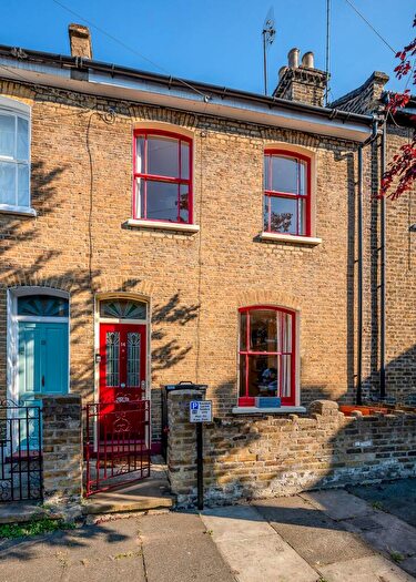 3 Bedroom Terraced House For Sale In Clandon Street, London, SE8