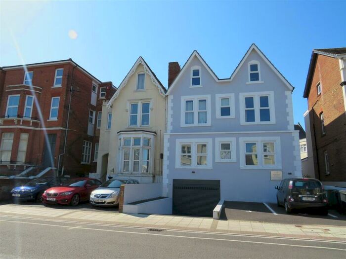 2 Bedroom Flat To Rent In Granada Road, Southsea, PO4
