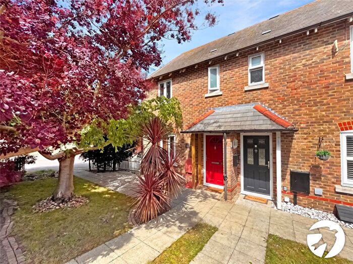 2 Bedroom End Of Terrace House For Sale In Mansfield Drive, Iwade, Sittingbourne, Kent, ME9