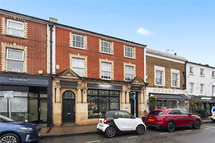 4 Bedroom Duplex To Rent In Bridge Road, East Molesey, KT8