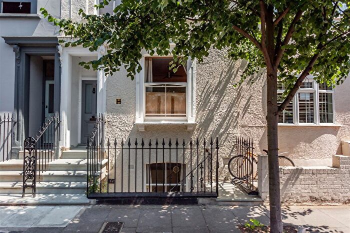 1 Bedroom Flat To Rent In Ellesmere Road, Mile End, E3