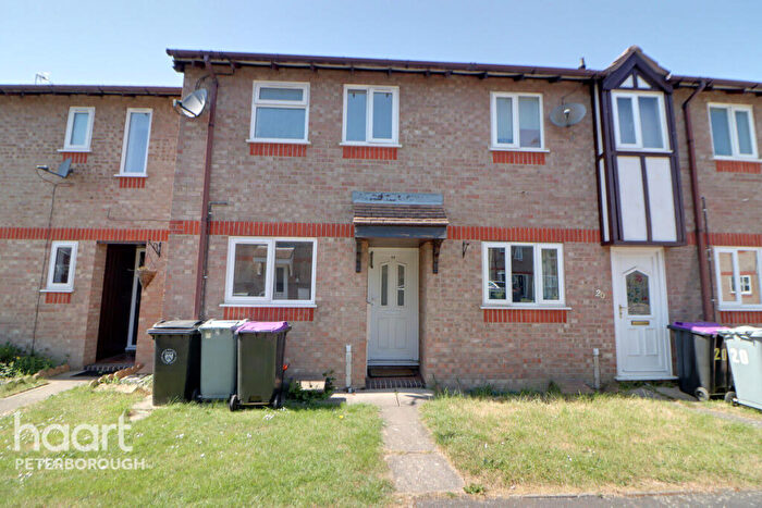 2 Bedroom End Of Terrace House To Rent In Foxgloves, Peterborough, PE6