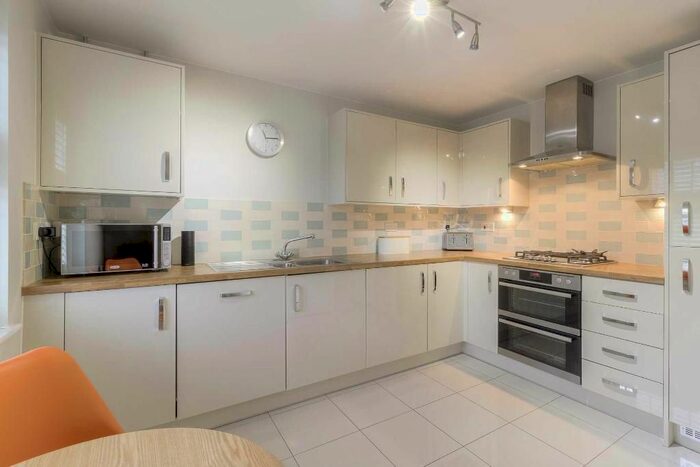 1 Bedroom Flat To Rent In St. Awdrys Road, Barking &amp; Dagenham, Barking Abbey, Upney, London IG11