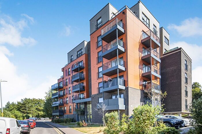 2 Bedroom Flat To Rent In Barley Close, Greenhithe, DA9