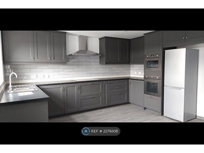 6 Bedroom Detached House To Rent In Qualitas, Bracknell, RG12