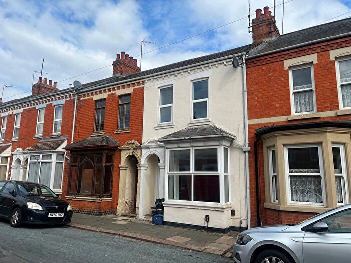 3 Bedroom Terraced House To Rent In Fife Street, Northampton, NN5