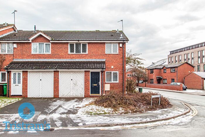 3 Bedroom Semi Detached House To Rent In Kittiwake Mews, Lenton, NG7