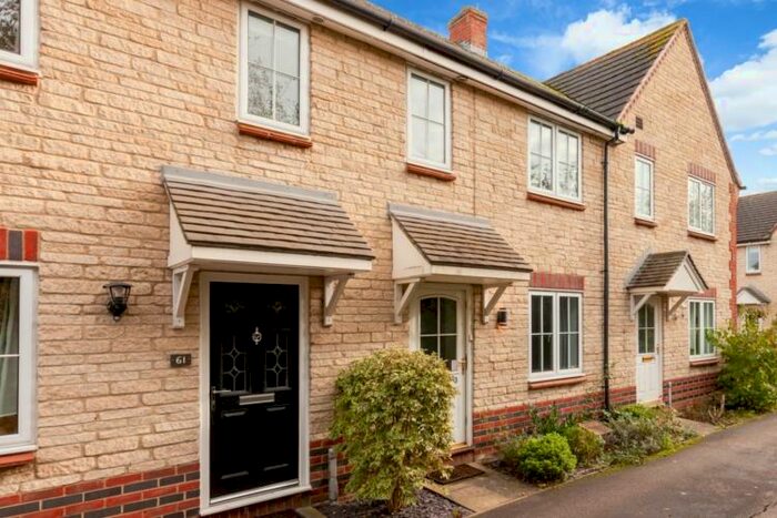 2 Bedroom Terraced House To Rent In Corncrake Way, Bicester, OX26