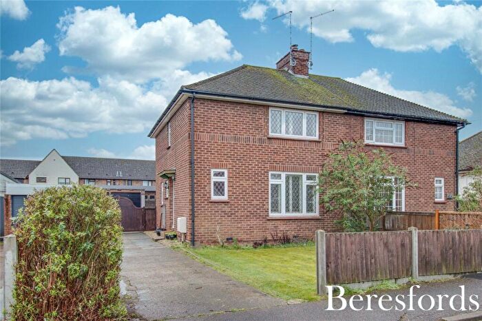3 Bedroom Semi-Detached House To Rent In The Meads, CM4