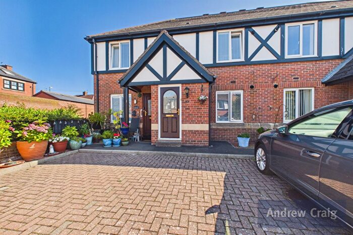 2 Bedroom Flat For Sale In Selwood Court, South Shields, NE34