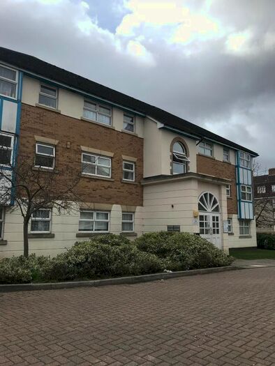 2 Bedroom Flat To Rent In Adeliza Close, Barking, IG11