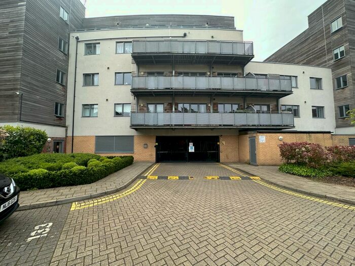 2 Bedroom Flat To Rent In Lapis Close, London, NW10