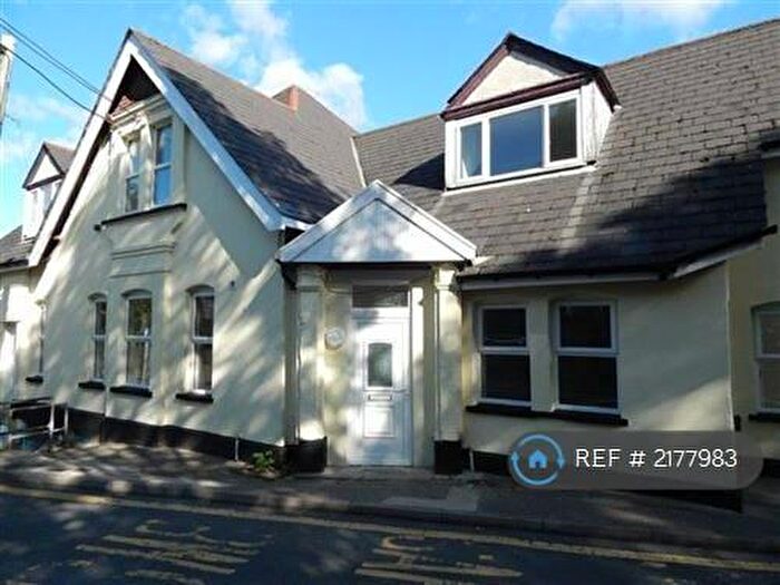 2 Bedroom Terraced House To Rent In Mount Pleasant, Abertillery, NP13