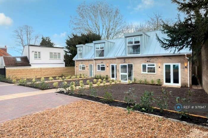 1 Bedroom Flat To Rent In Knighton Court, Stanmore HA7