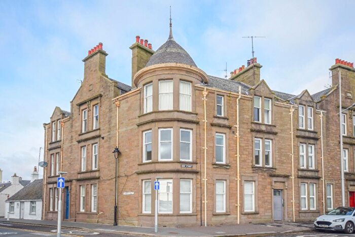 2 Bedroom Flat To Rent In Gray Street, Broughty Ferry, Dundee, DD5