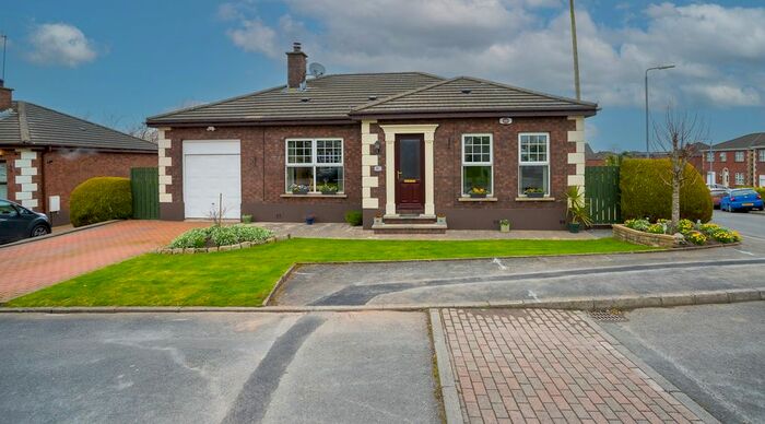 3 Bedroom Detached Bungalow For Sale In Hawthorn Manor, Carryduff, Belfast, BT8