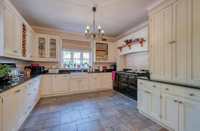 4 Bedroom Detached House For Sale In Alcester Road, Burcot, B60