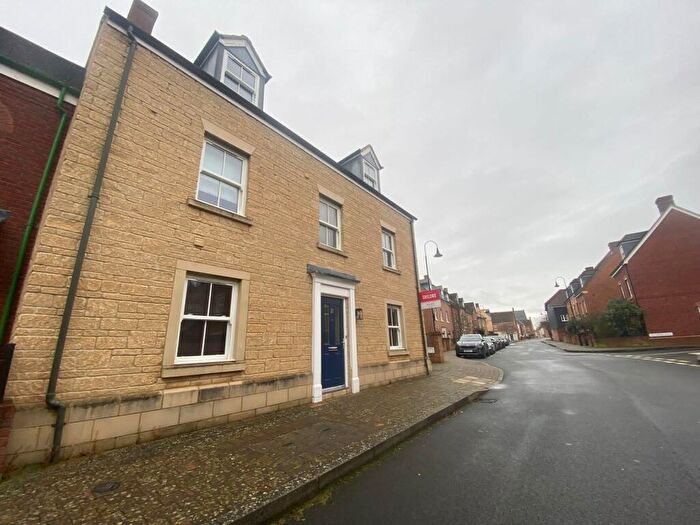 5 Bedroom House To Rent In East Wichel, SN1