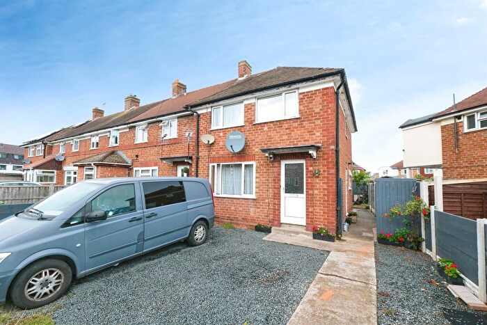 2 Bedroom End Of Terrace House For Sale In Lilac Grove, Hereford, HR2