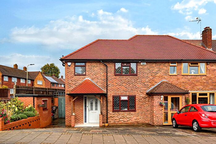 3 Bedroom End Terrace House For Sale In Oakdene Road, Orpington, BR5