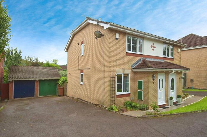 2 Bedroom Semi-Detached House To Rent In Badham Close, Caerphilly, CF83