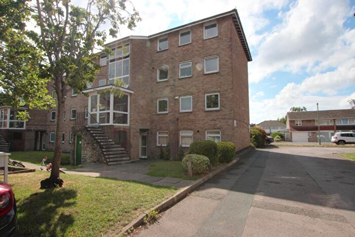 2 Bedroom Flat To Rent In Wendover Road - Havant - Unfurnished, PO9