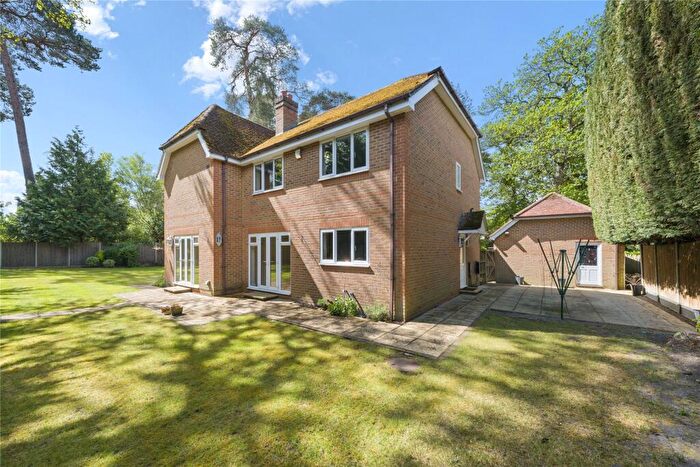 5 Bedroom Detached House To Rent In The Riding, Woodham, Woking, Surrey, GU21