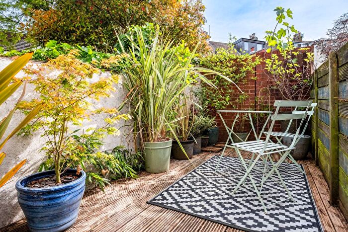 1 Bedroom Flat To Rent In Preston Road, Preston, Brighton, BN1