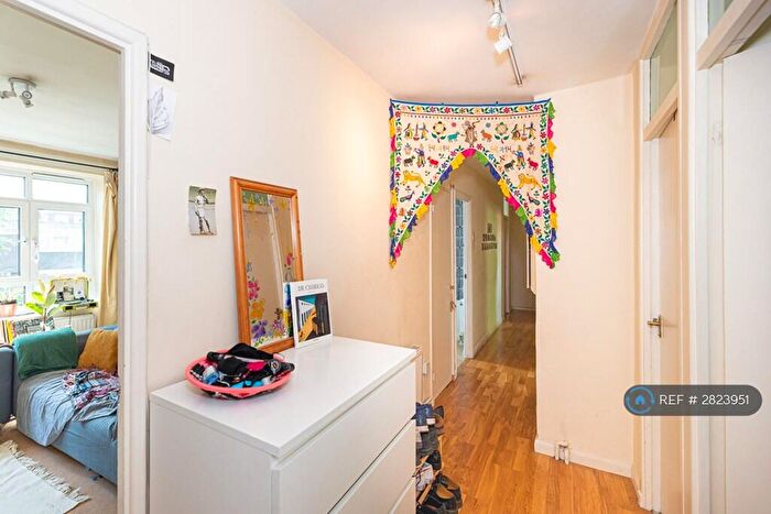 4 Bedroom Flat To Rent In Thornton Gardens, London, SW12