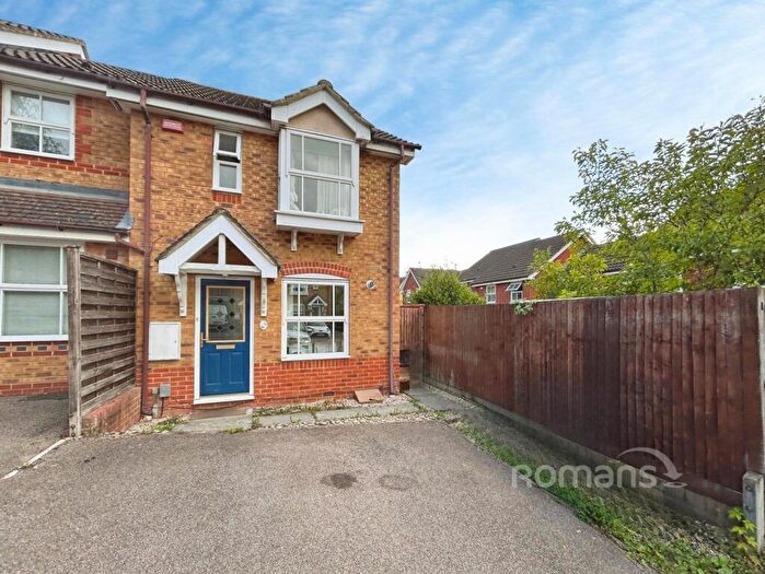 2 Bedroom End Of Terrace House For Sale In Silvester Way, Church Crookham, Fleet, GU52