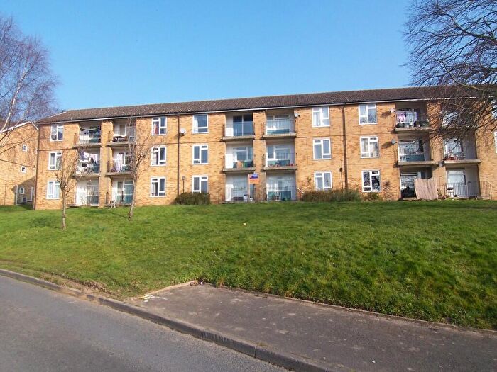 1 Bedroom Apartment For Sale In Allen Drive, Paganhill, GL5