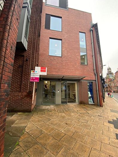 2 Bedroom Flat To Rent In Clifford Street, York, YO1
