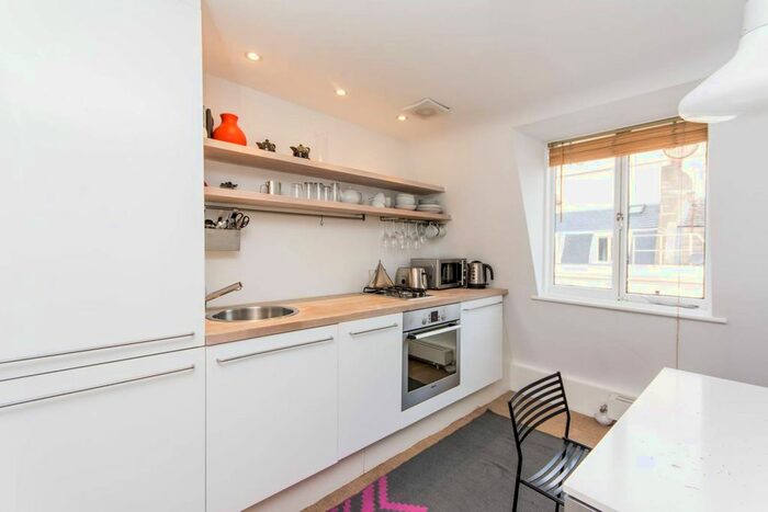 1 Bedroom Flat To Rent In Formosa Street, Little Venice, London, W9