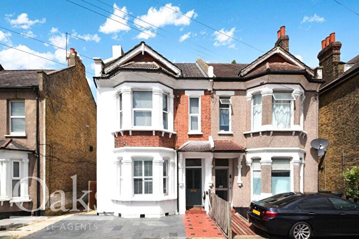 4 Bedroom Semi Detached House To Rent In Leicester Road, East Croydon, CR0