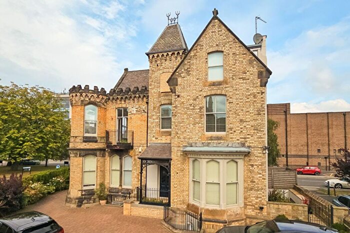 2 Bedroom Flat To Rent In North Park Road, Harrogate, HG1