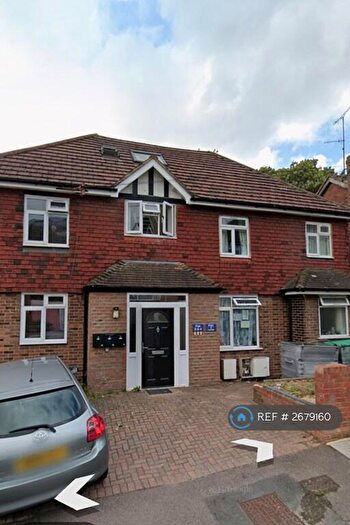 2 Bedroom Flat To Rent In Pomfret Avenue, Luton, LU2
