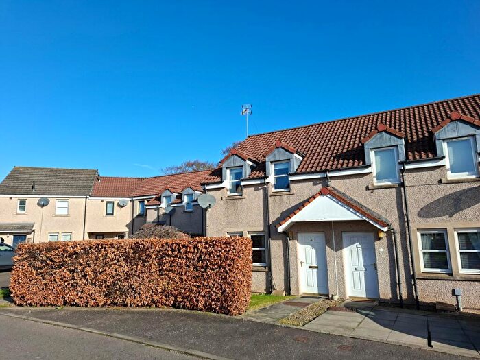 2 Bedroom End Of Terrace House To Rent In Younger Gardens, St Andrews, Fife, KY16